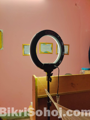 DimDimming Ring Light + Phone Holder Remote